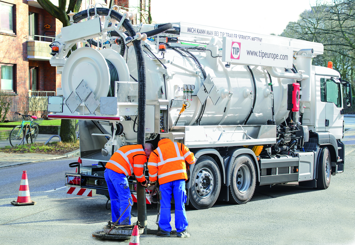 Waste Tanker ADR mieten