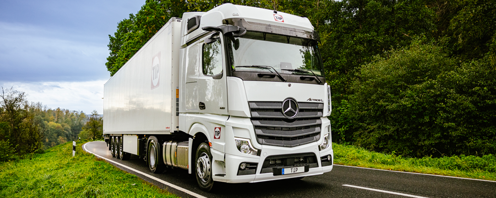 pronajem tahace Mercedes